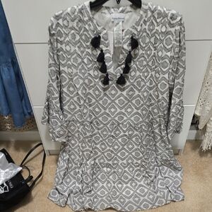 NWT Tommy Bahama Gray and Black Geometric Tunic Dress